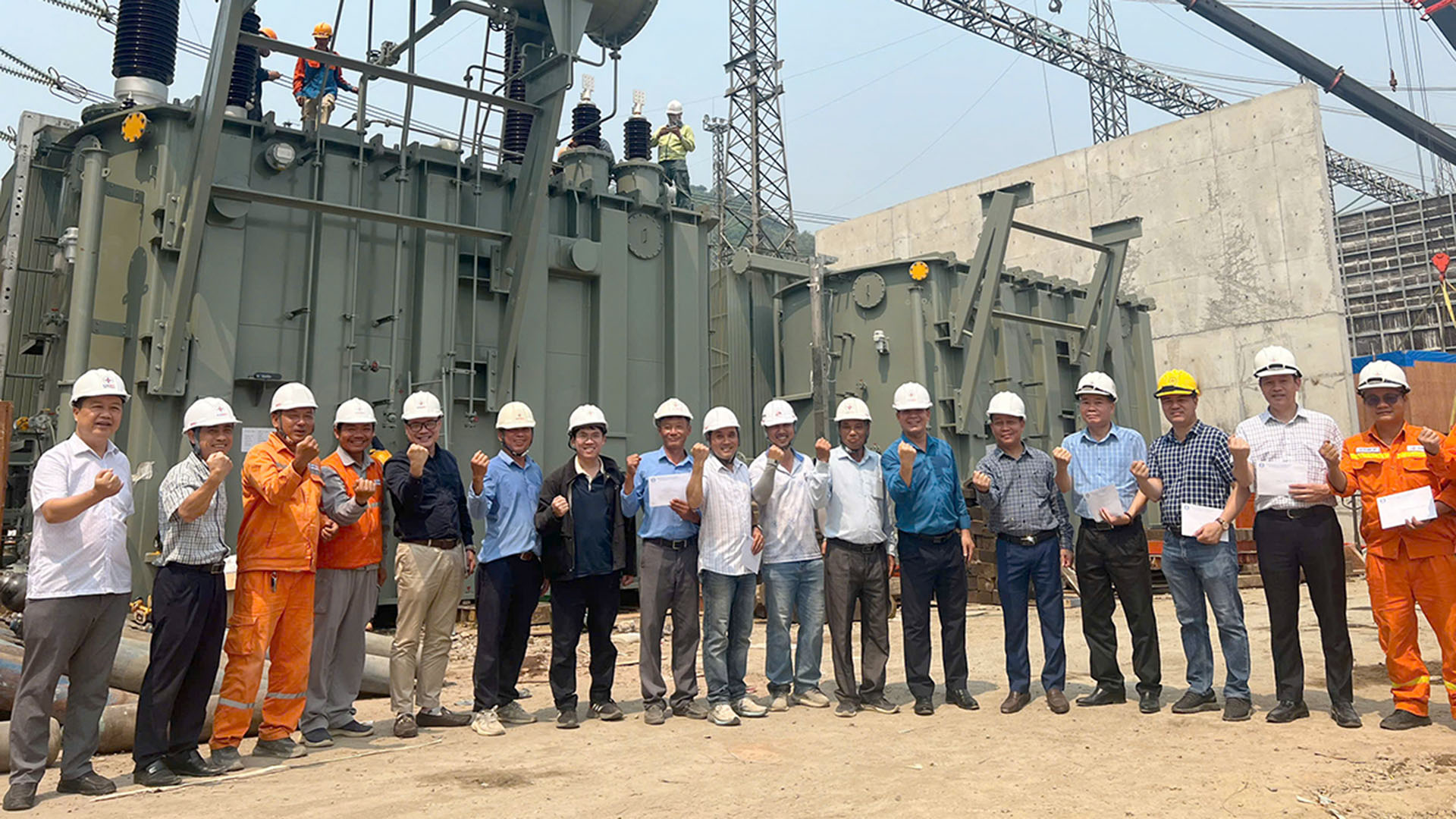 EVNNPT Labor Union Supports Construction Site, Accelerates Completion of the 500kV Hoa Binh Substation Capacity Upgrade Project on Schedule